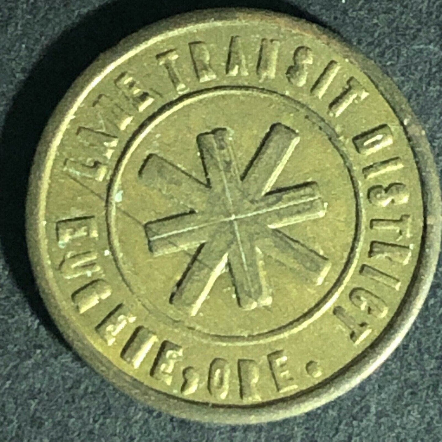Vintage Lane Transit District Eugene ORE G/F One Fare Transit Token 16.5mm 1974