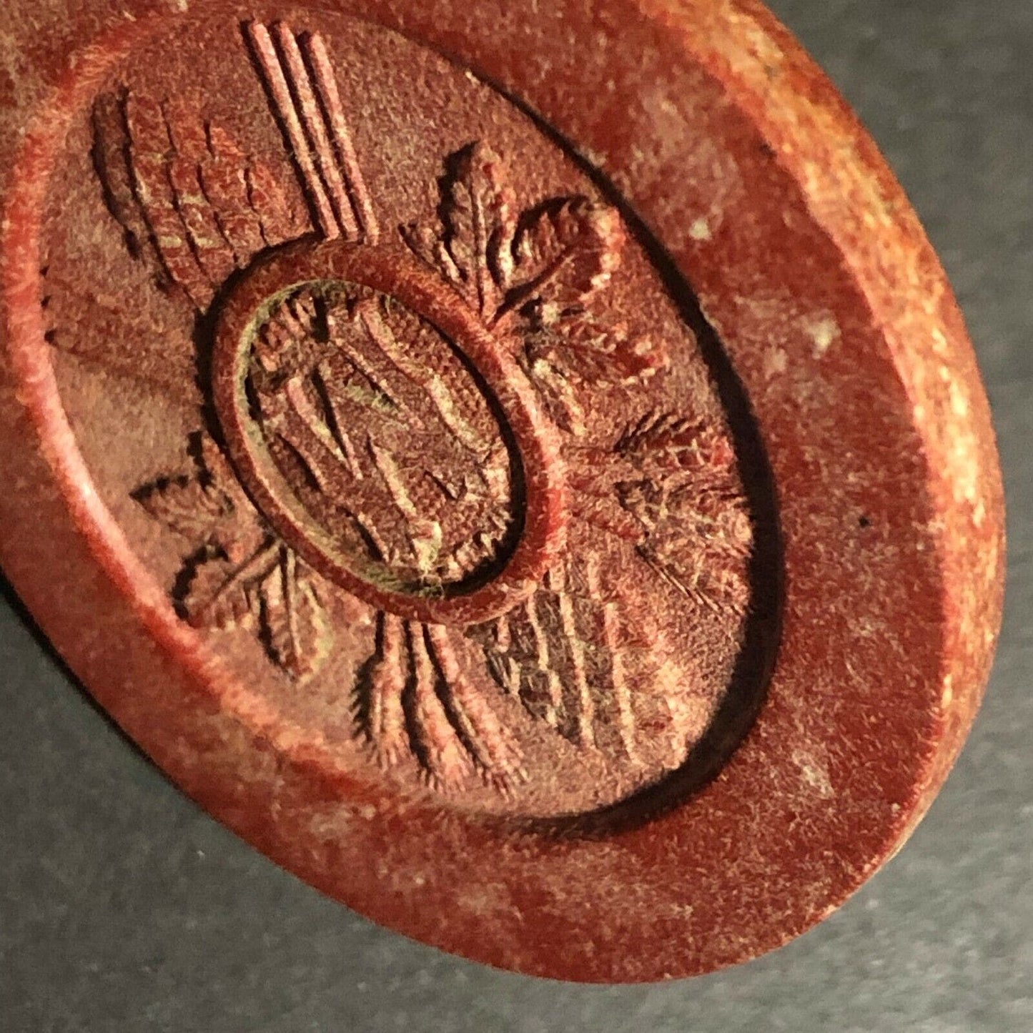c1920's-30's Minneapolis Brewing Co. Maroon Advertising Poker Chip