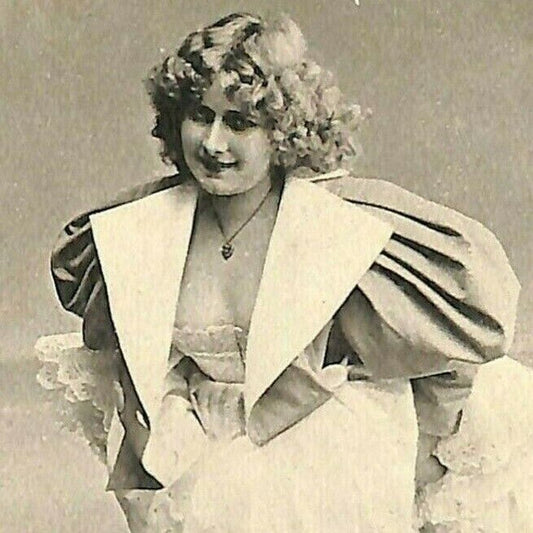 c1905-07 Vintage Russian Art Stage / Theatre Actress Postcard (4505)