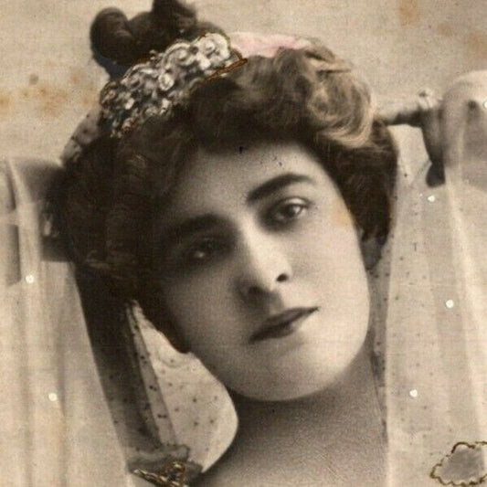 c1904 Vintage Russian RPPC* Theatre / Stage / Screen Actress Postcard (4392)