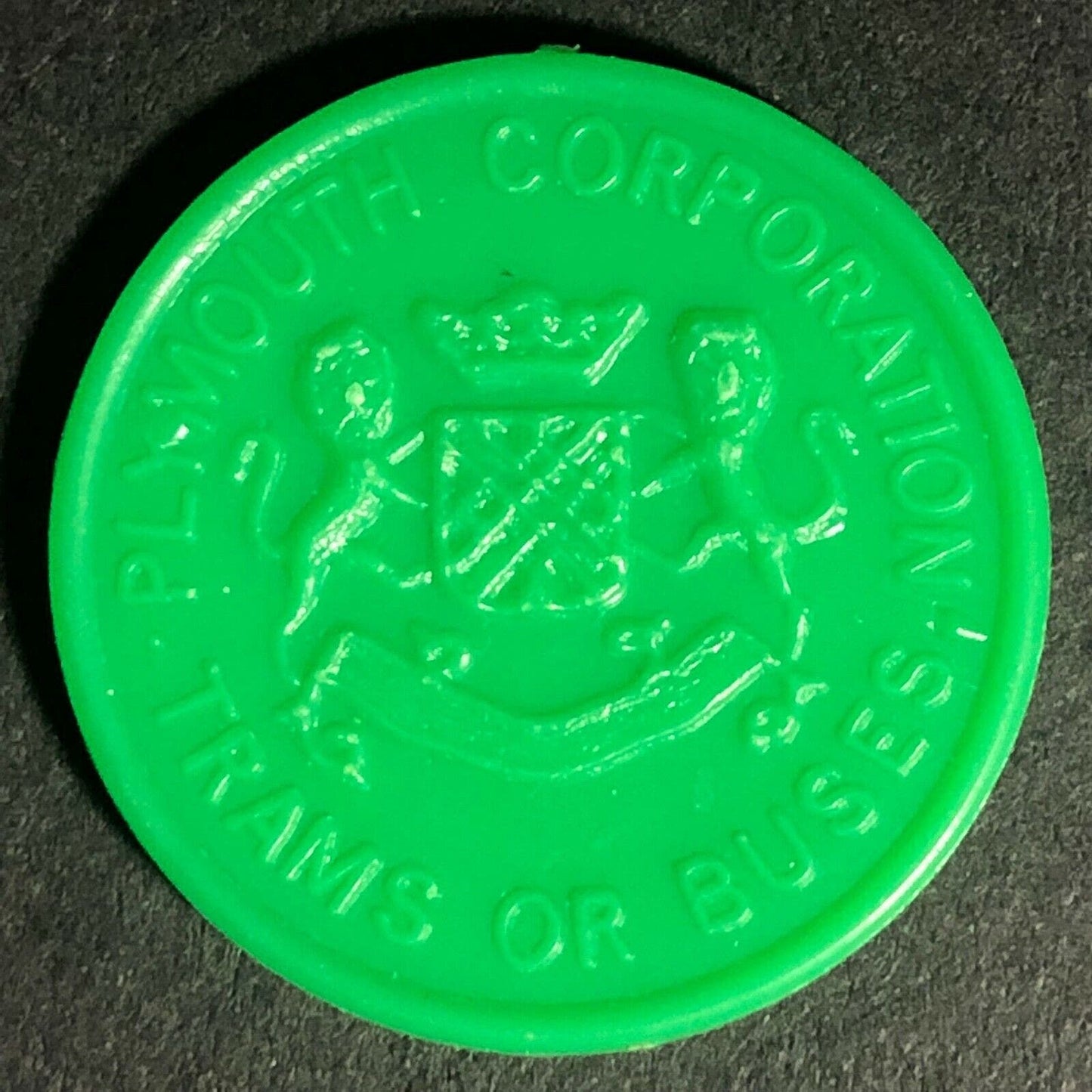 Plymouth Trams Buses School England Plastic Token Green 1D 25mm c50's-60's