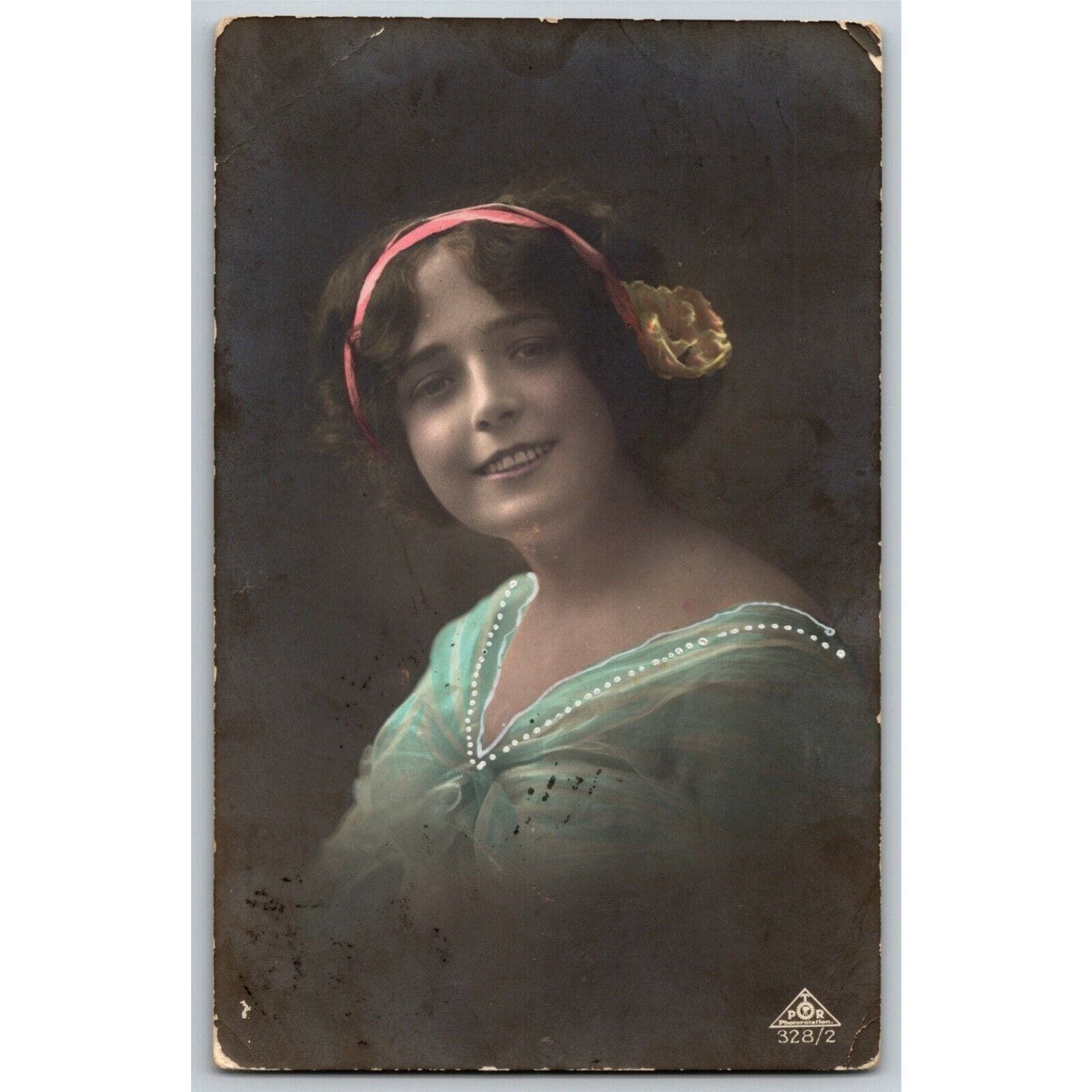 c1910 Vintage Russian RPPC* Stage / Screen / Theatre Actress Postcard (4496)