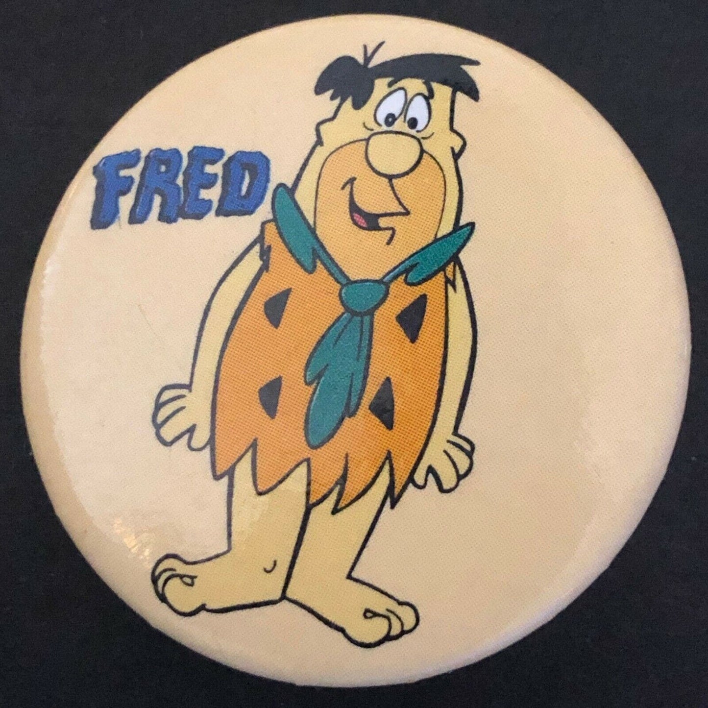 Fred Flintstone / Hanna Barbara Productions 1985 1 1/4" Pin Back Button - VGC
