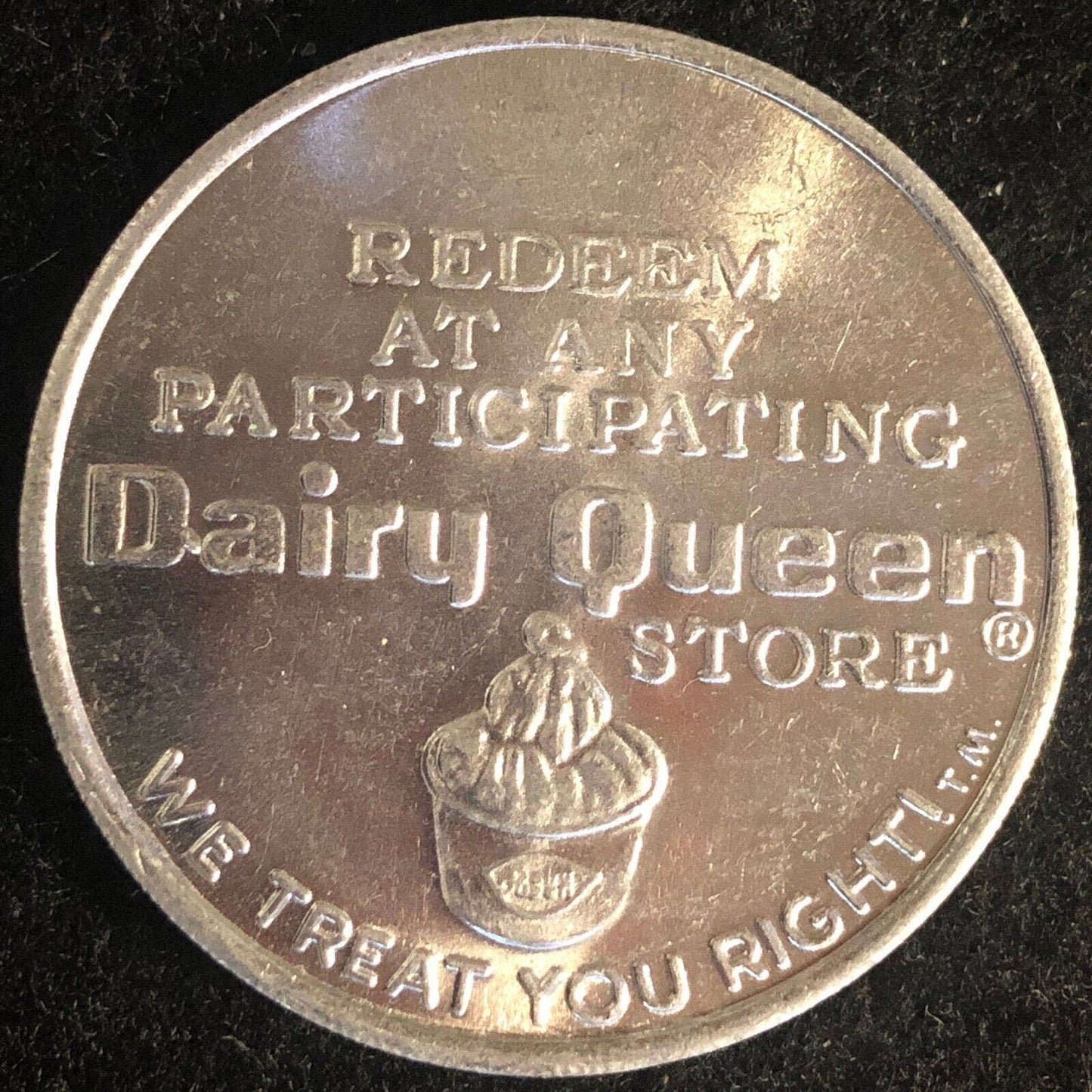 Dairy Queen G/F Free 5oz Sundae or 40c Alum. Token 39mm c1970's-80's VGC