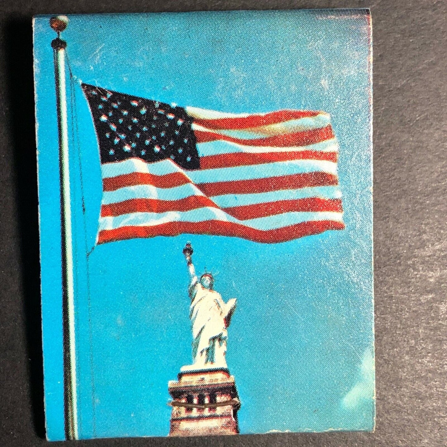 1970's Full Matchbook Flag / Statue of Liberty "Como Printing" Meriden. CT