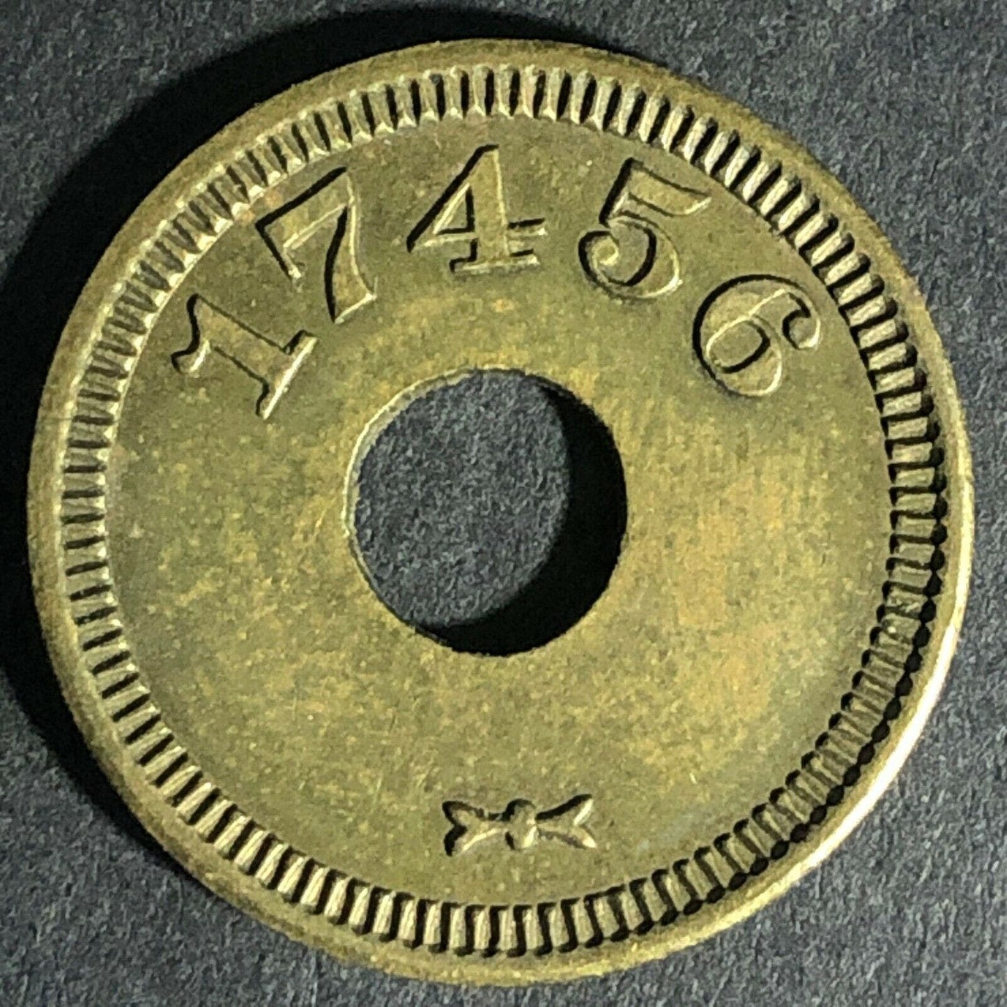 Good For 25c In Trade "17456" Brass Donut Token 23.9mm