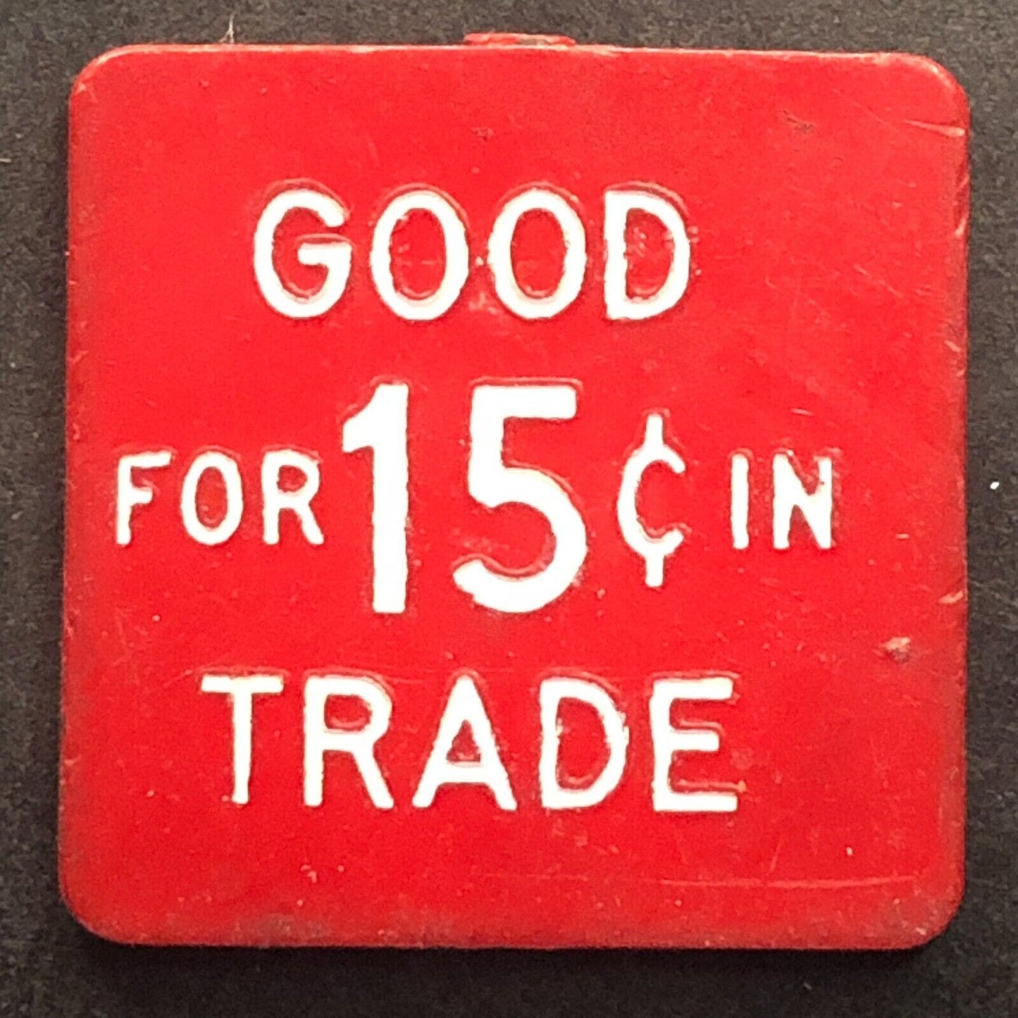Iola ,WI "Lakewood" Plastic G/F 15¢ In Trade Token 23mm c1960's-70's