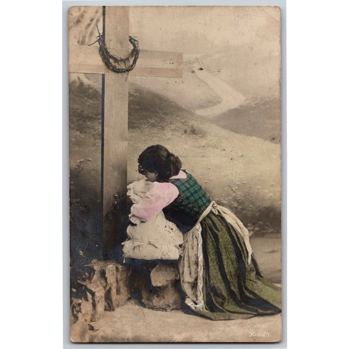 c1909 Vintage Russian RPPC* Theatre / Stage / Screen Actress Postcard (4348)