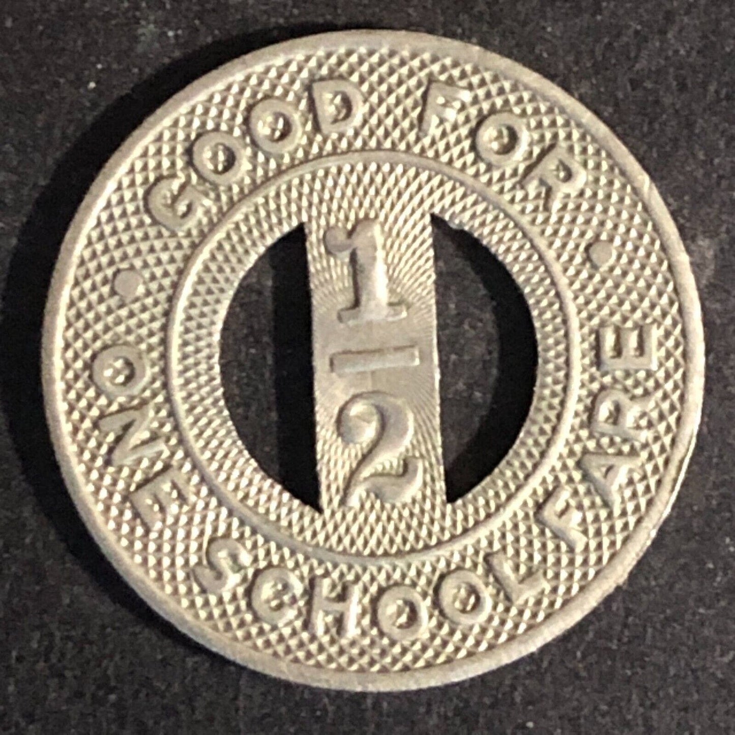 Kingston City Transp. Corp. (NY) WM G/F ½ One School Fare Transit Token 20mm