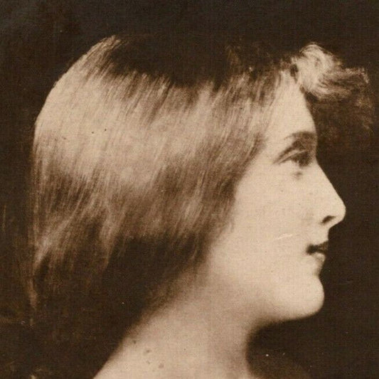 c1910 Vintage Russian RPPC* Theatre / Stage / Screen Actress Postcard (4444)