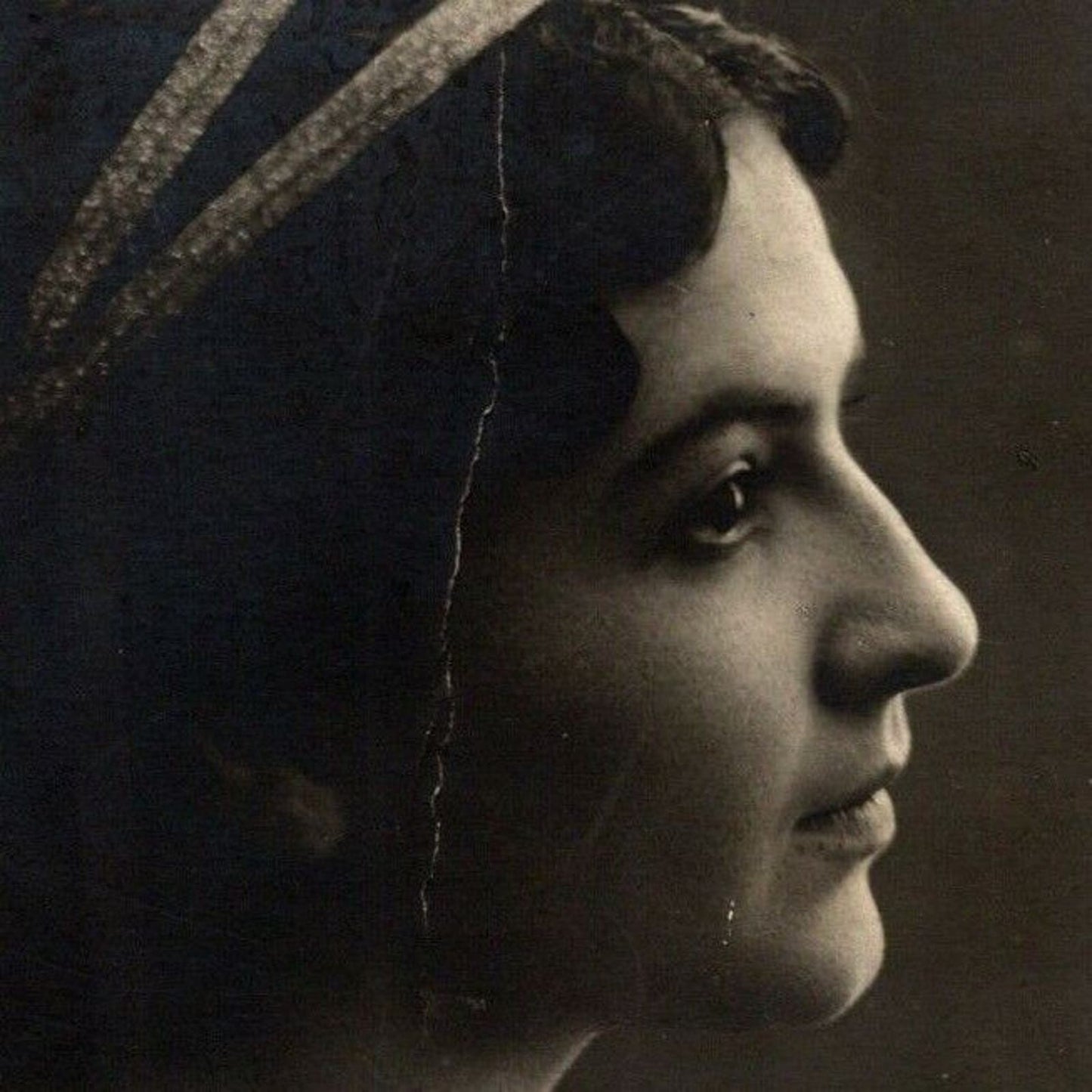 c1910 Vintage Russian RPPC* Theatre / Stage / Screen Actress Postcard (4317)