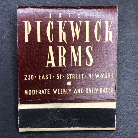 Hotel Pickwick Arms NYC Mostly Full (-2) Matchbook c1964 World's Fair Scarce