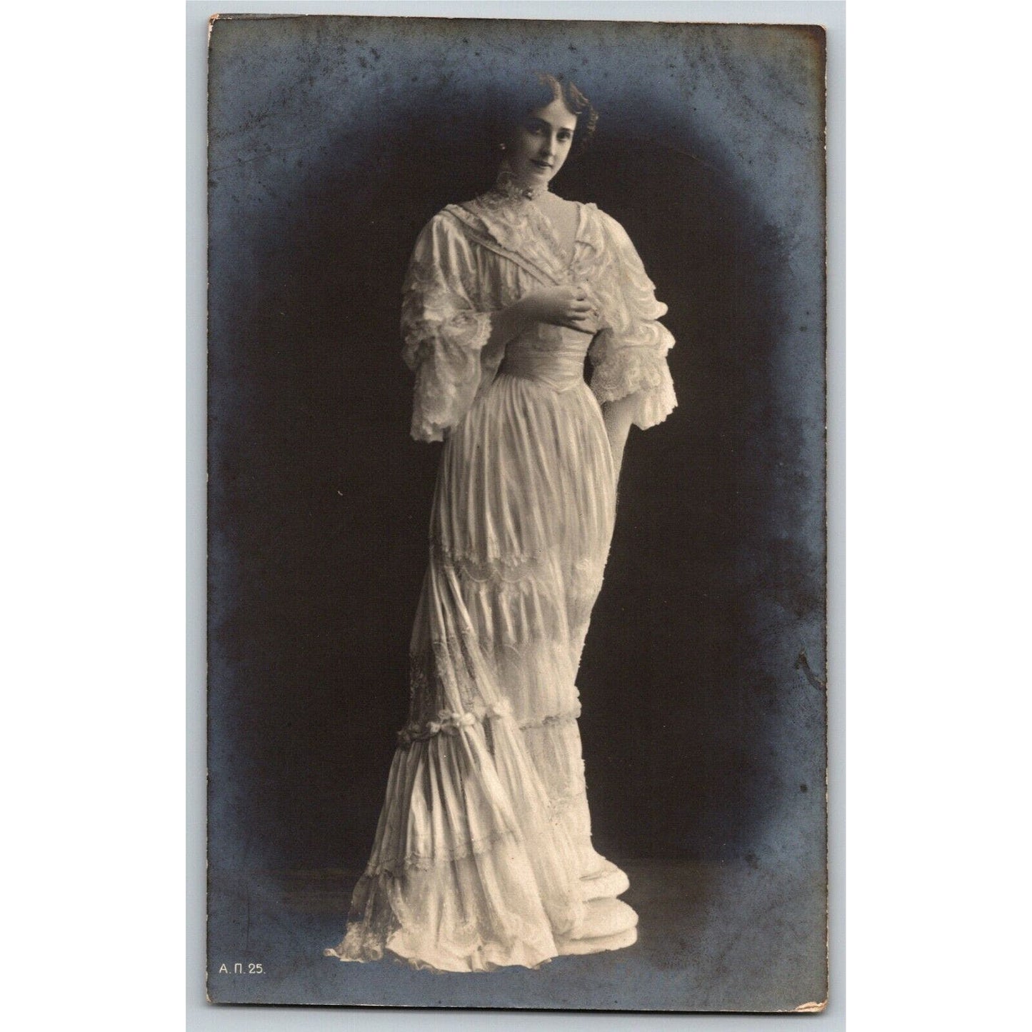 c1912 Vintage Russian RPPC* Theatre / Stage / Screen Actress Postcard (4327)