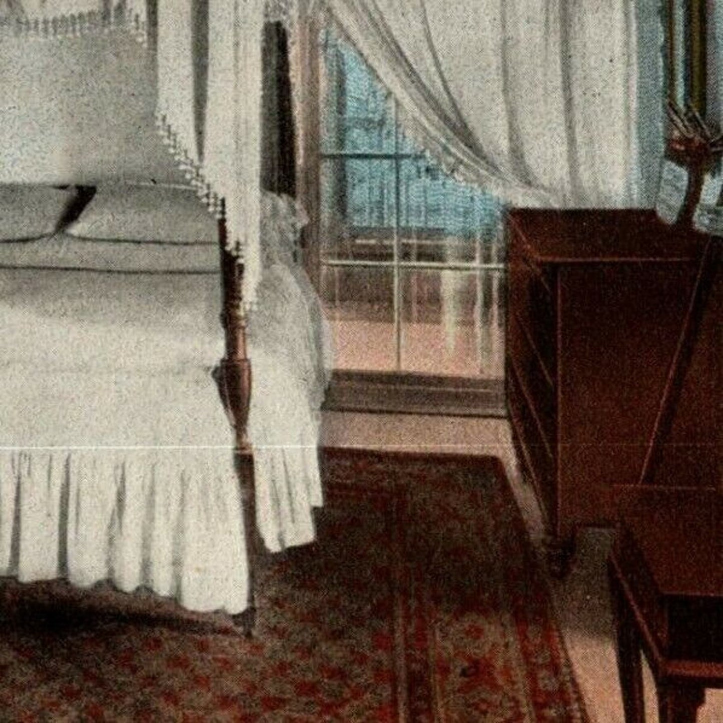 George Washington's Bedroom, Mount Vernon, VA - Vintage Postcard - NP