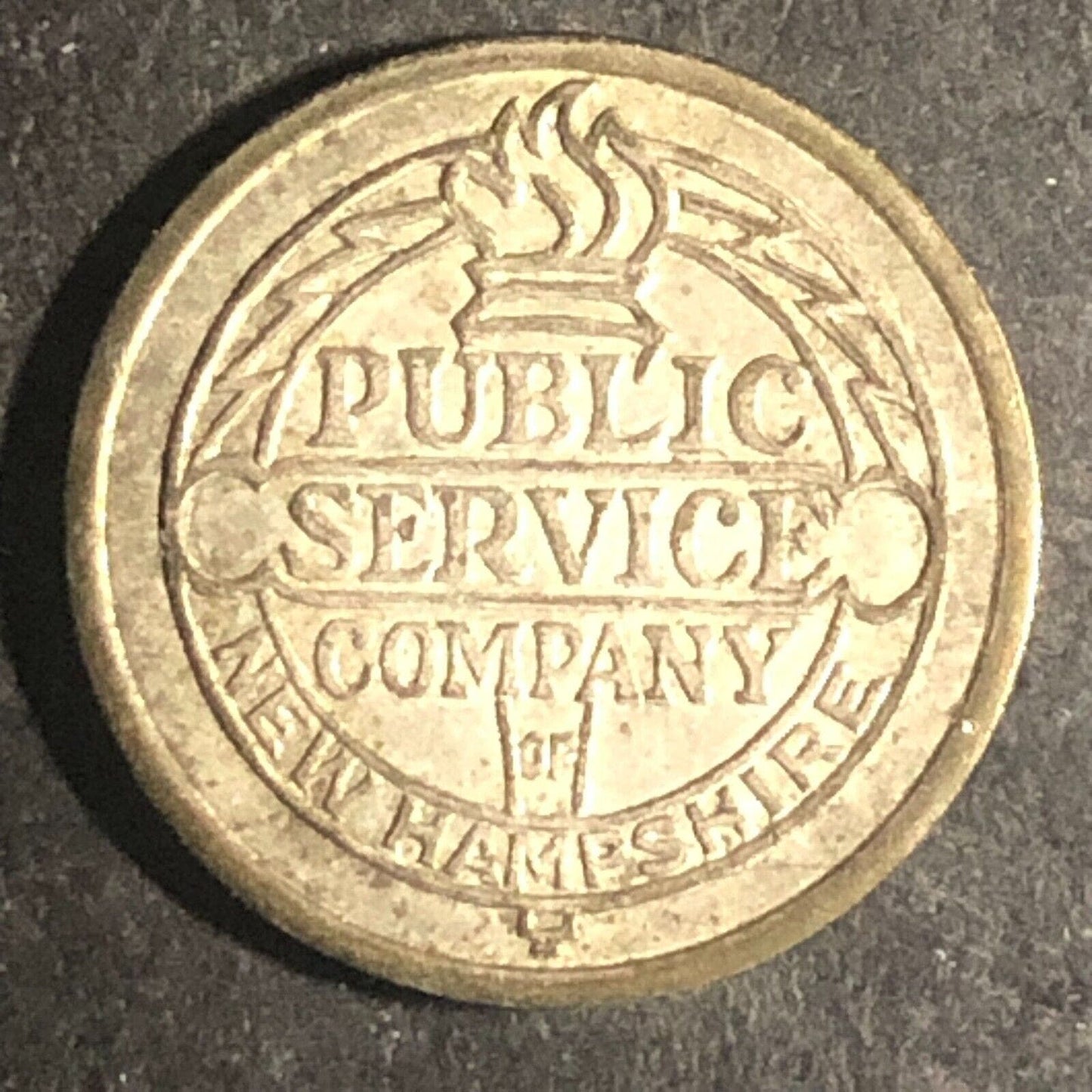 Public Service Company "One Fare" Transit Token Manchester, NH 16.4mm c1940's