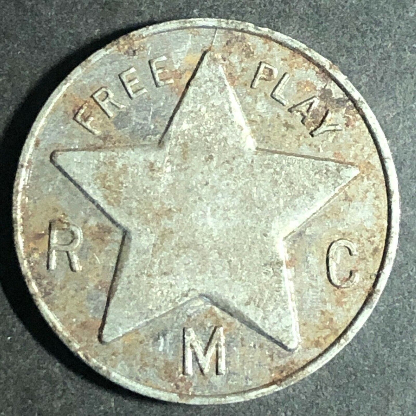 Vintage 22mm Plated Brass? "RMC Large Star Free Play" Token