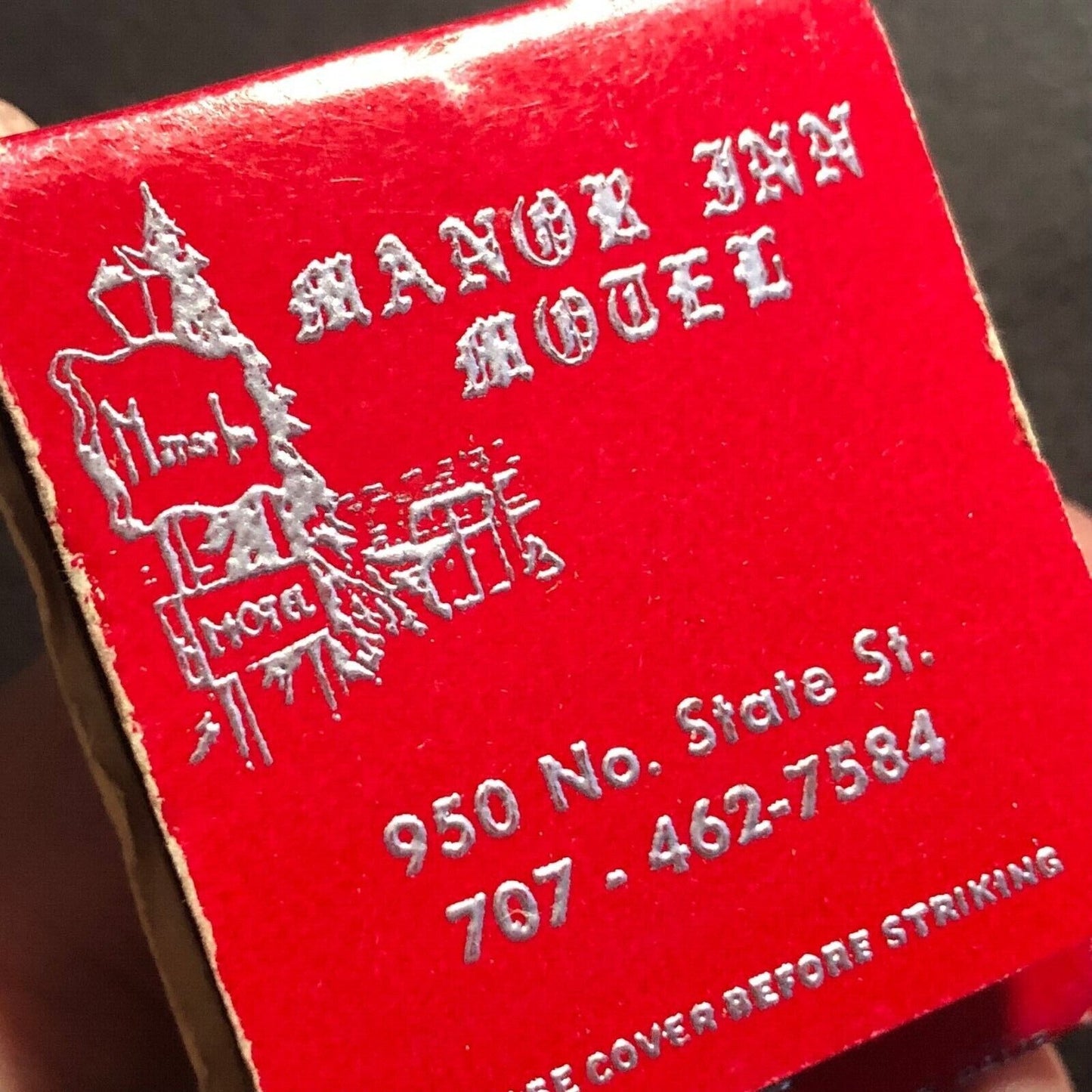 Manor Inn Motel Ukiah, CA 20-Strike Full Matchbook c1940's