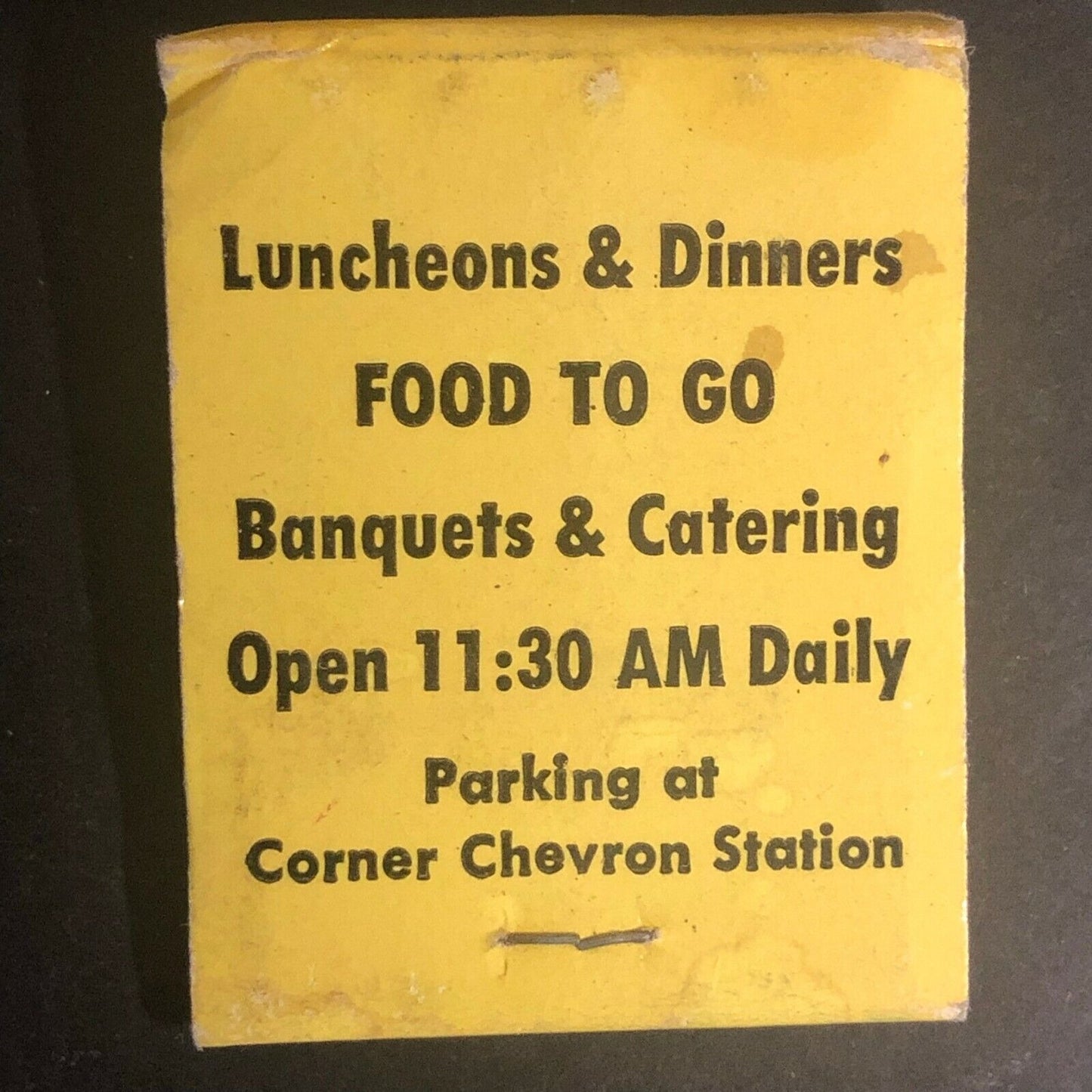 Sunset Blvd. Hollywood Mouling Restaurant"c1950's-60's Full Matchbook