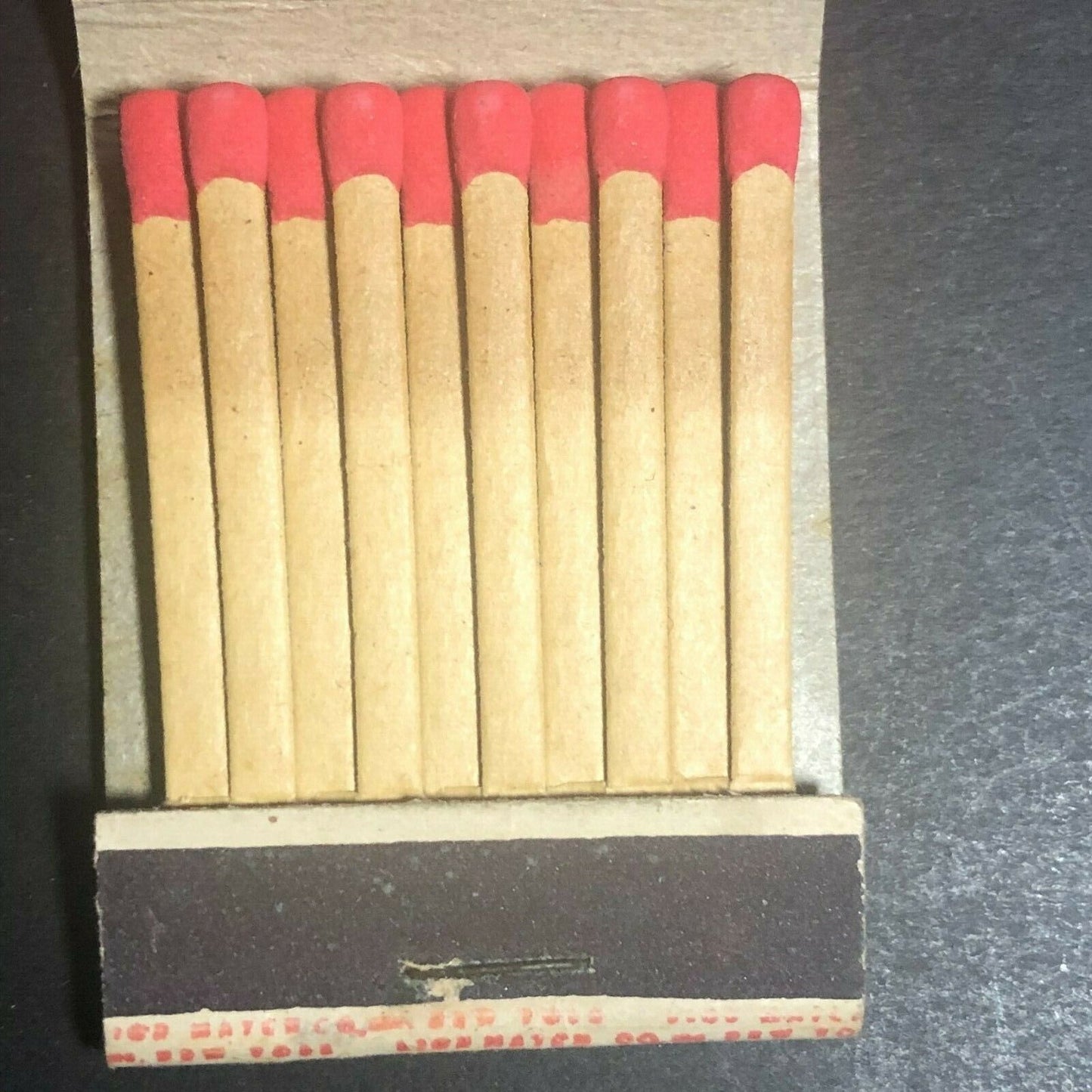 c1960's Matchbook "Lion Match Co. New York" Repeating "Book Matches" Field