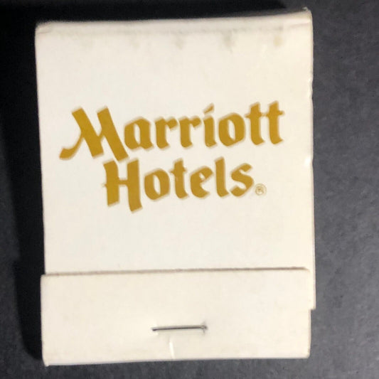 Marriott Hotels "We Do It Right" Full Matchbox c1975-85